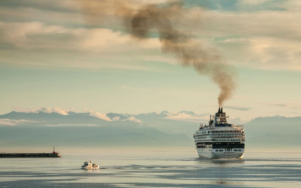 Air and noise pollution - and the need to safeguard against both