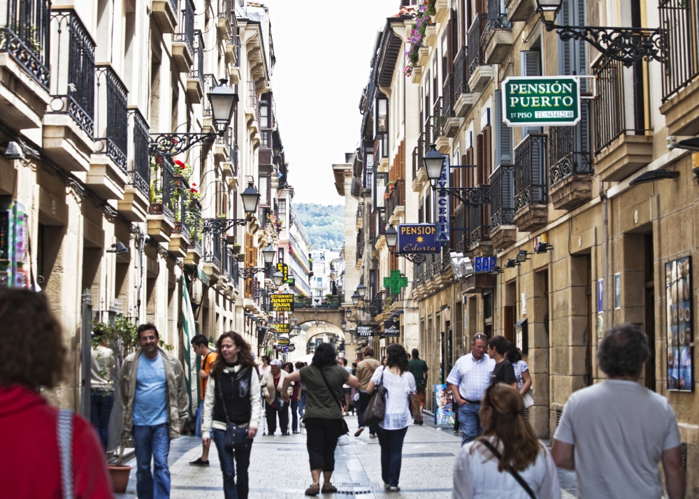 Healthy Cities: from planning to action