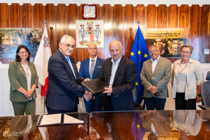 Central Bank of Malta signs agreement to support postgraduate studies and academic excellence