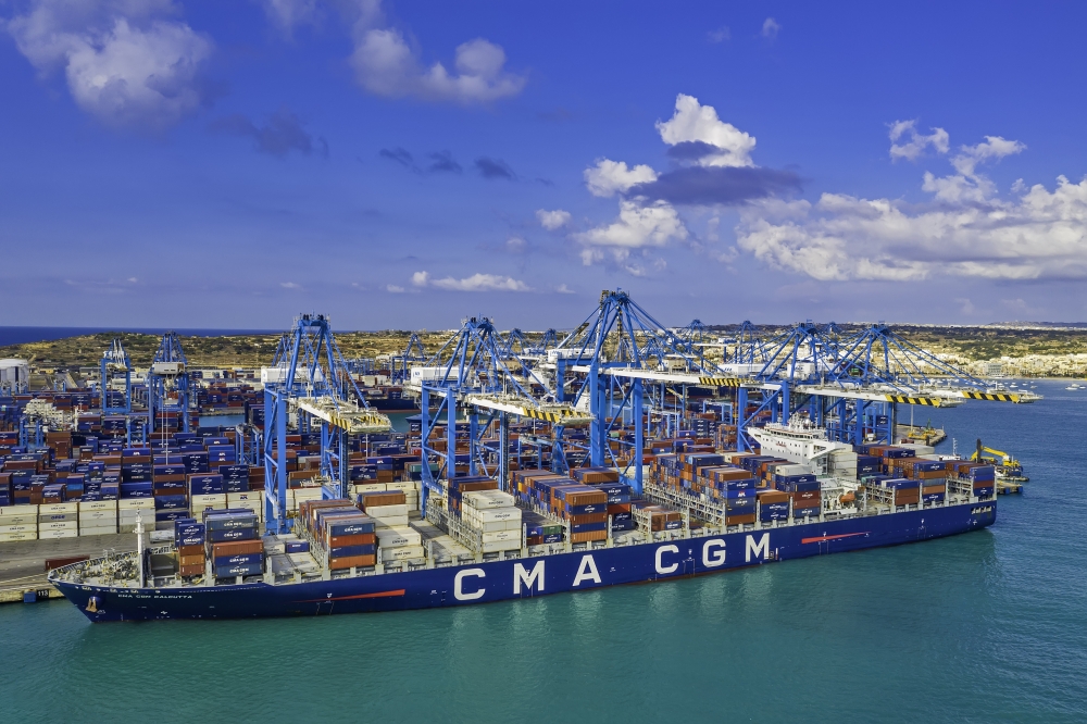 Malta Freeport completes 9,000 container moves on single vessel