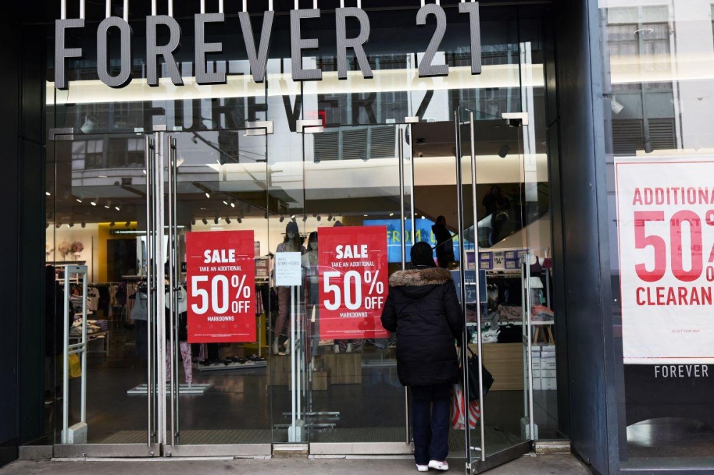 Euro area annual inflation down to 8.5%