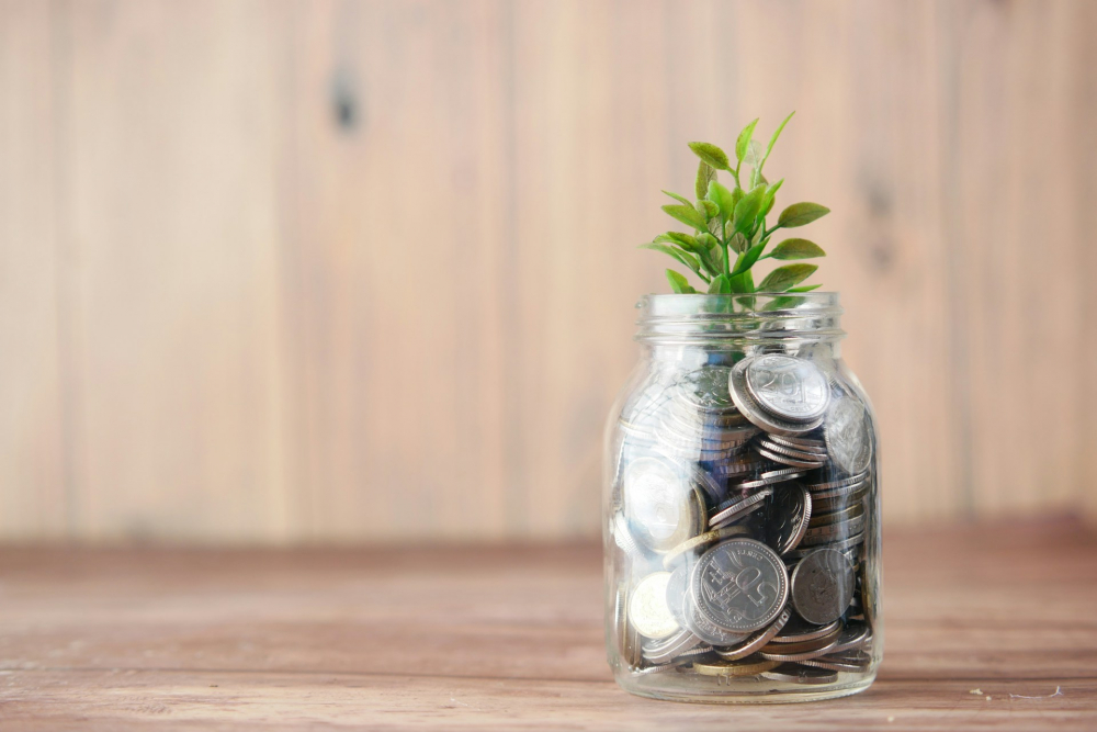 Sustainable Fintech: Green innovations and responsible investing trends