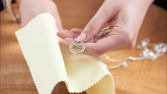 Malta’ reputation: polishing faded jewellery