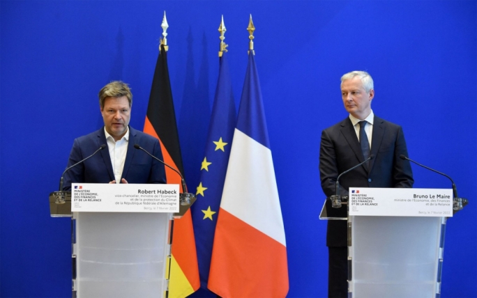 German Economy Minister Robert Habeck (left) and French Finance Minister Bruno Le Maire insisted Meta needs to abide by the new EU regulations or else its social media platforms would be banned across Europe